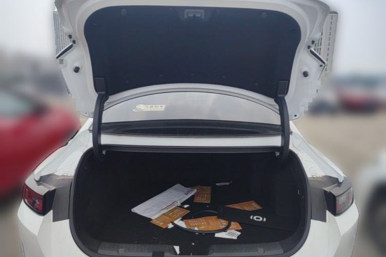 Used CHANGAN NEVO A05 2024 70 Air Trunk