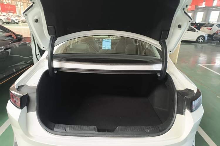 Used CHANGAN NEVO A05 2024 70 Lite Trunk
