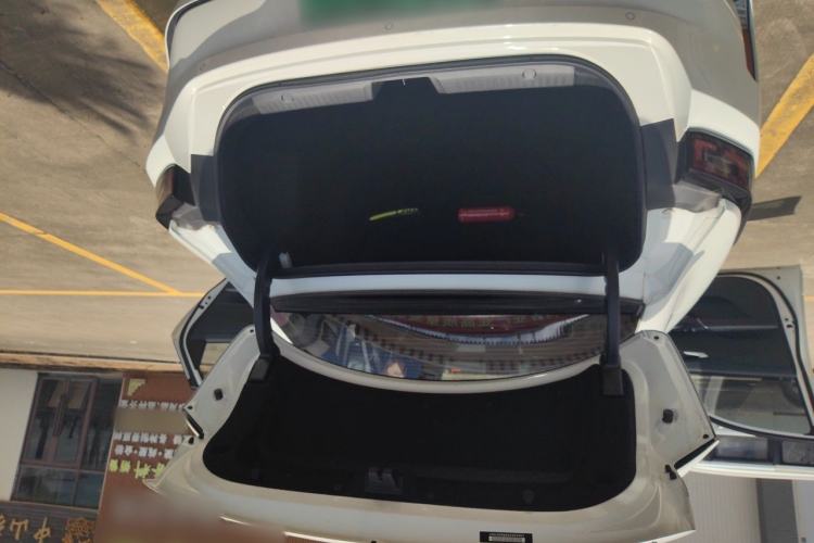 Used CHANGAN NEVO A05 2024 Truly Delicious Version 70" Beyond-Grade Edition Trunk