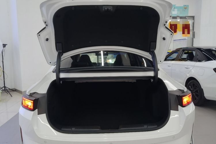 Used CHANGAN NEVO A05 2024 70 Pro Trunk