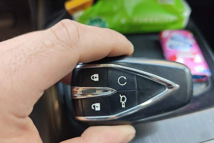 Used CHANGAN NEVO A05 2024 Truly Delicious Version 70" Beyond-Grade Edition Vehicle Key