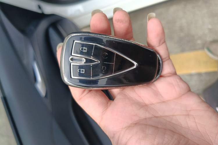 Used CHANGAN NEVO A05 2024 Truly Delicious Version 70" Beyond-Grade Edition Vehicle Key