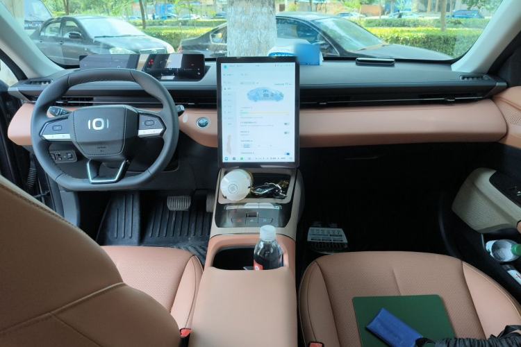 Used CHANGAN NEVO A05 2025 Truly Delicious Edition 70 – Beyond Excellence Center Console