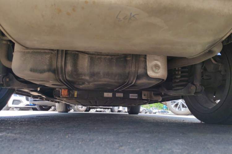 Used CHANGAN NEVO A05 2025 Truly Delicious Version 145 Excellence Edition Chassis Rear