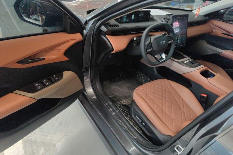 Used CHANGAN NEVO A05 2025 Truly Delicious Version 145 Excellence Edition Driver Seat