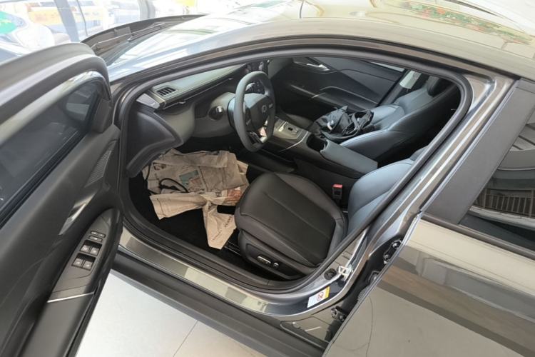 Used CHANGAN NEVO A05 2025 Truly Delicious Edition 70 – Beyond Excellence Driver Seat