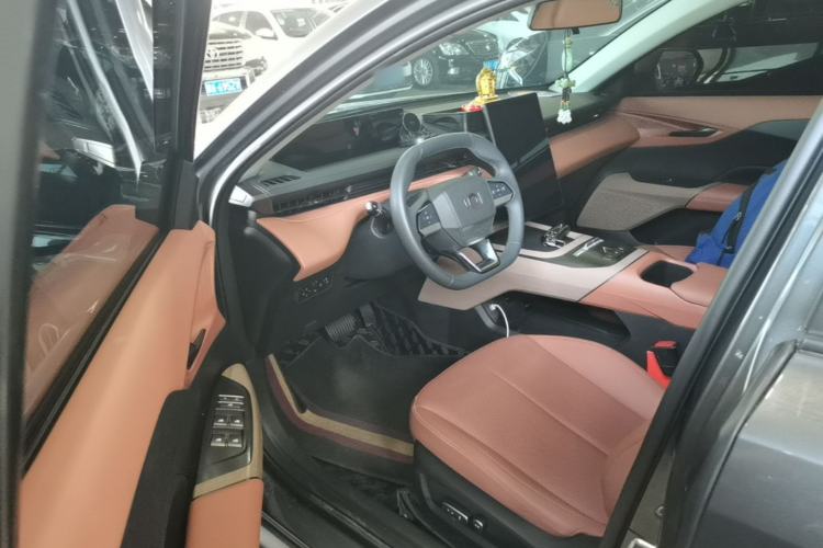 Used CHANGAN NEVO A05 2025 Truly Delicious Edition 70 – Beyond Excellence Driver Seat