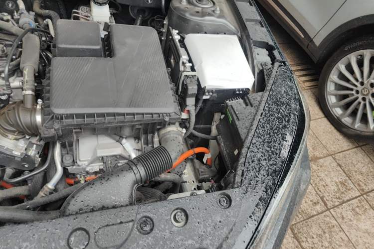 Used CHANGAN NEVO A05 2025 Truly Delicious Edition 145 Beyond-Grade Version Engine Bay Left