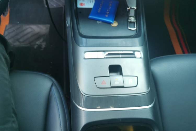 Used CHANGAN NEVO A05 2025 Truly Delicious Edition 70 – Beyond Excellence Gear Lever