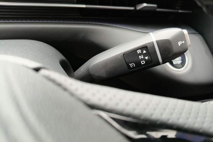 Used CHANGAN NEVO A05 2025 Truly Delicious Edition 70 – Beyond Excellence Gear Lever