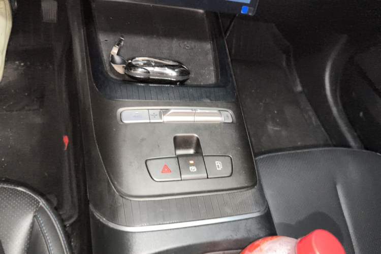 Used CHANGAN NEVO A05 2025 Truly Delicious Edition 70 – Beyond Excellence Gear Lever