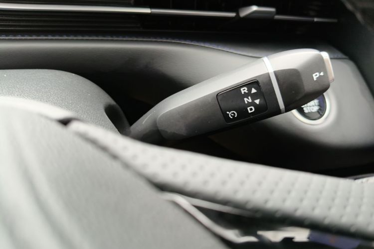 Used CHANGAN NEVO A05 2025 Truly Delicious Edition 70 – Beyond Excellence Gear Lever