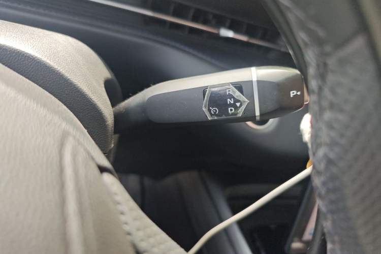 Used CHANGAN NEVO A05 2025 Truly Delicious Edition 145 Beyond-Grade Version Gear Lever