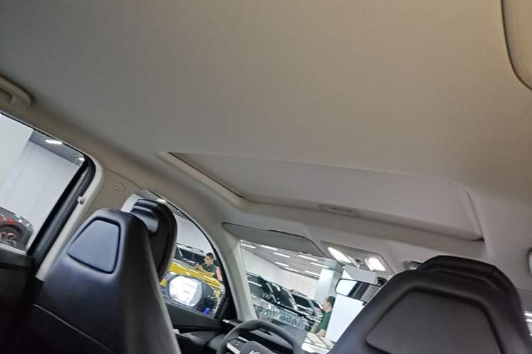 Used CHANGAN NEVO A05 2025 Truly Delicious Edition 145 Beyond-Grade Version Headliner
