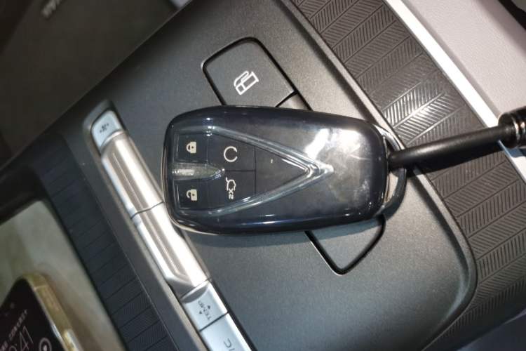 Used CHANGAN NEVO A05 2025 Truly Delicious Edition 145 Beyond-Grade Version Interior 1