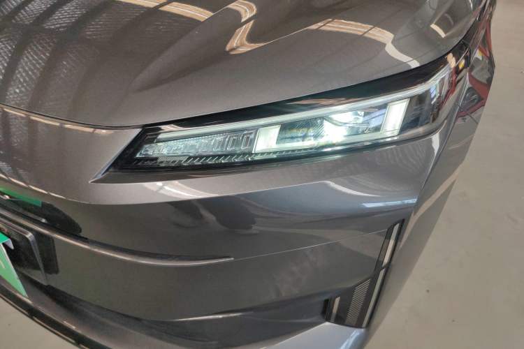 Used CHANGAN NEVO A05 2025 Truly Delicious Version 145 Excellence Edition Left Front Headlight