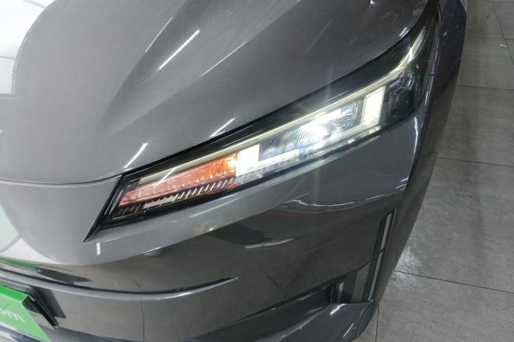 Used CHANGAN NEVO A05 2025 Truly Delicious Version 145 Excellence Edition Left Front Headlight