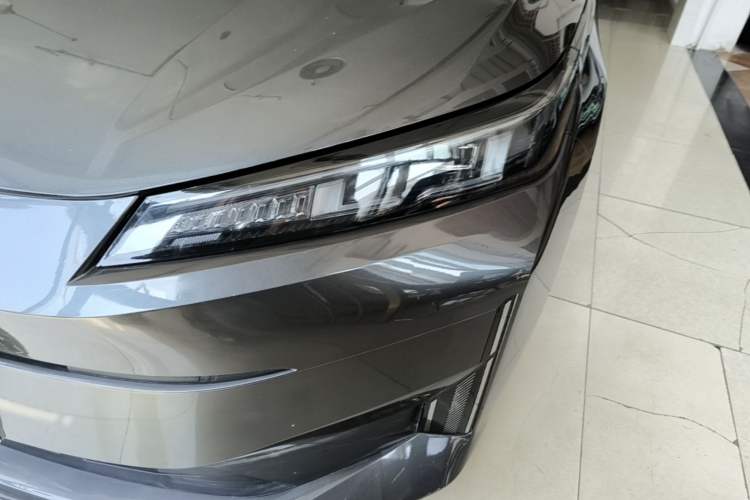 Used CHANGAN NEVO A05 2025 Truly Delicious Edition 70 – Beyond Excellence Left Front Headlight