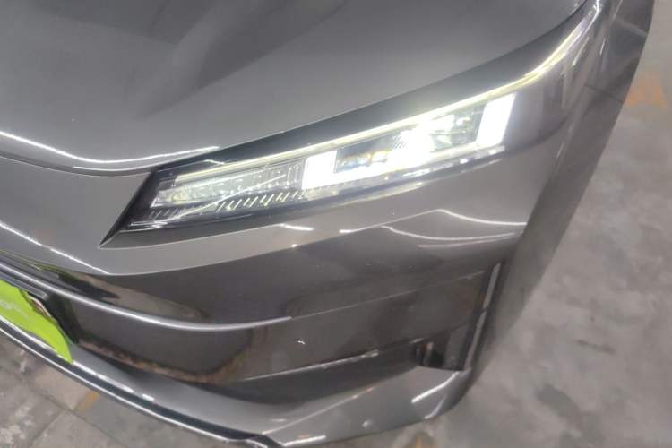 Used CHANGAN NEVO A05 2025 Truly Delicious Version 145 Excellence Edition Left Front Headlight