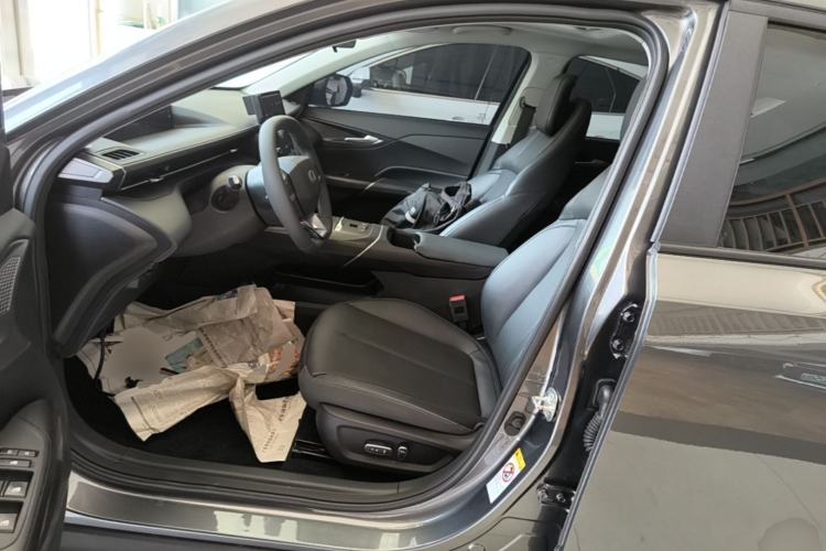 Used CHANGAN NEVO A05 2025 Truly Delicious Edition 70 – Beyond Excellence Left Front Seat
