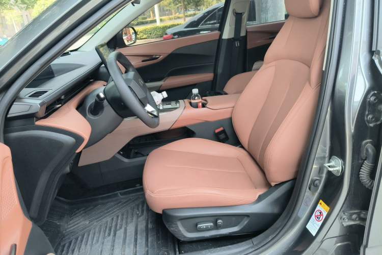 Used CHANGAN NEVO A05 2025 Truly Delicious Edition 70 – Beyond Excellence Left Front Seat