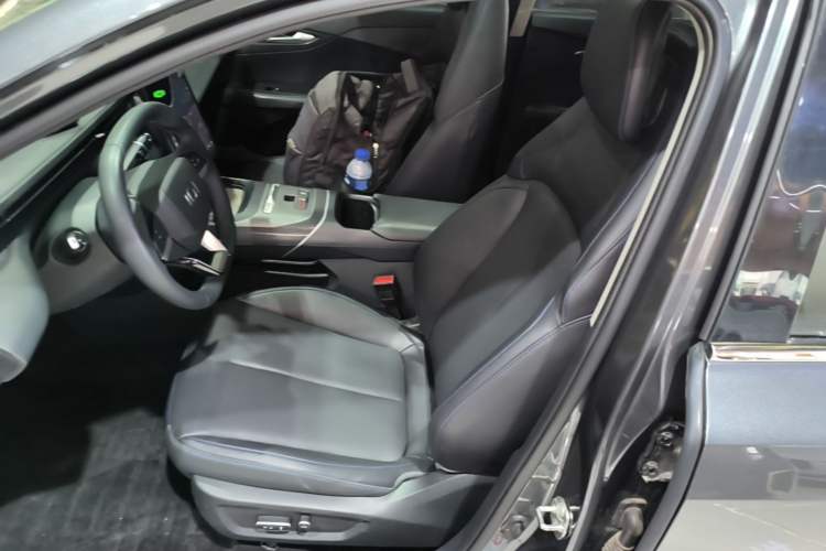 Used CHANGAN NEVO A05 2025 Truly Delicious Edition 70 – Beyond Excellence Left Front Seat