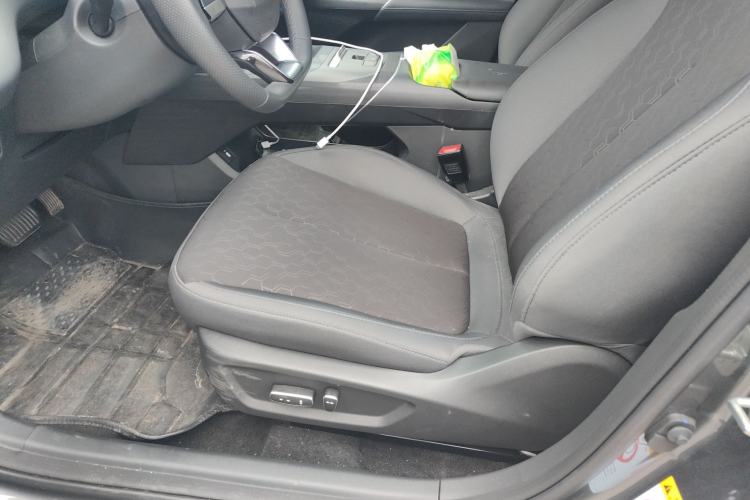 Used CHANGAN NEVO A05 2025 Truly Delicious Version 145 Leading Edition Left Front Seat