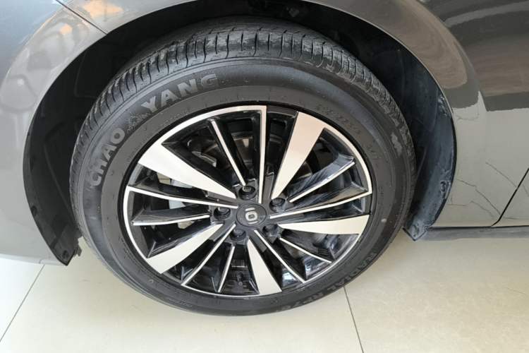 Used CHANGAN NEVO A05 2025 Truly Delicious Edition 70 – Beyond Excellence Left Front Wheel Hub