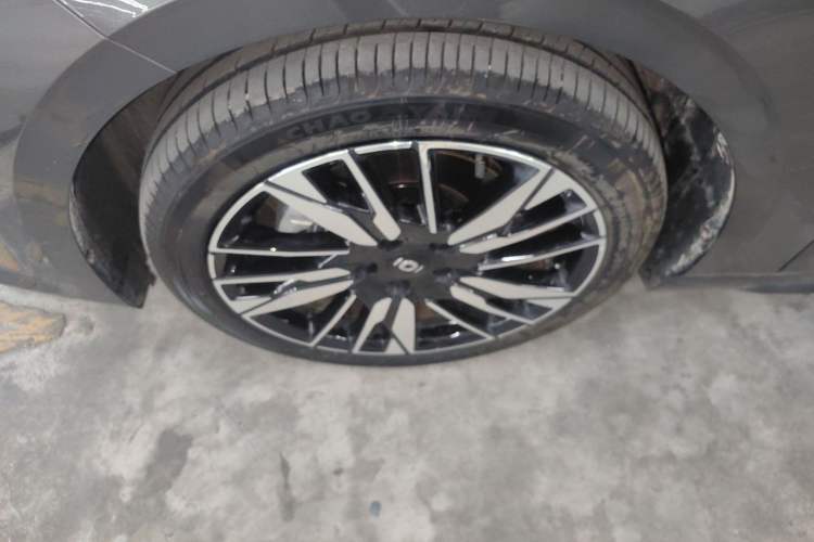 Used CHANGAN NEVO A05 2025 Truly Delicious Version 145 Excellence Edition Left Front Wheel Hub