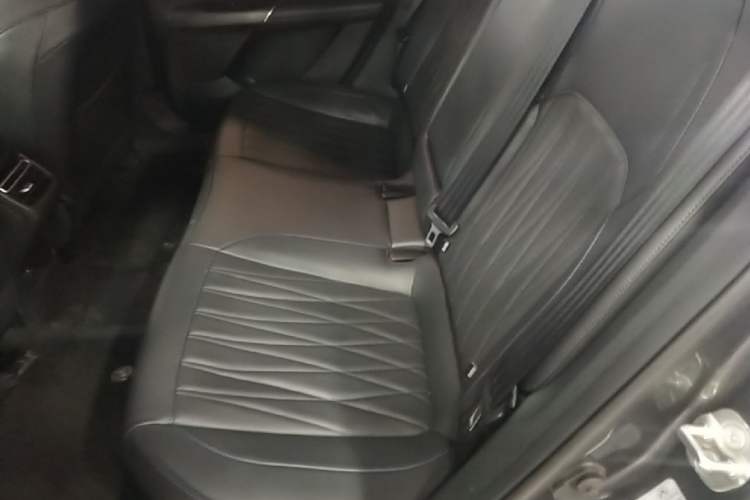 Used CHANGAN NEVO A05 2025 Truly Delicious Edition 145 Beyond-Grade Version Left Rear Seat