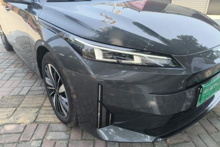 Used CHANGAN NEVO A05 2025 Truly Delicious Edition 70 – Beyond Excellence Right Front Headlight
