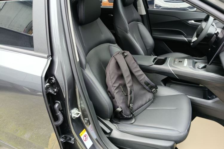 Used CHANGAN NEVO A05 2025 Truly Delicious Edition 70 – Beyond Excellence Right Front Seat