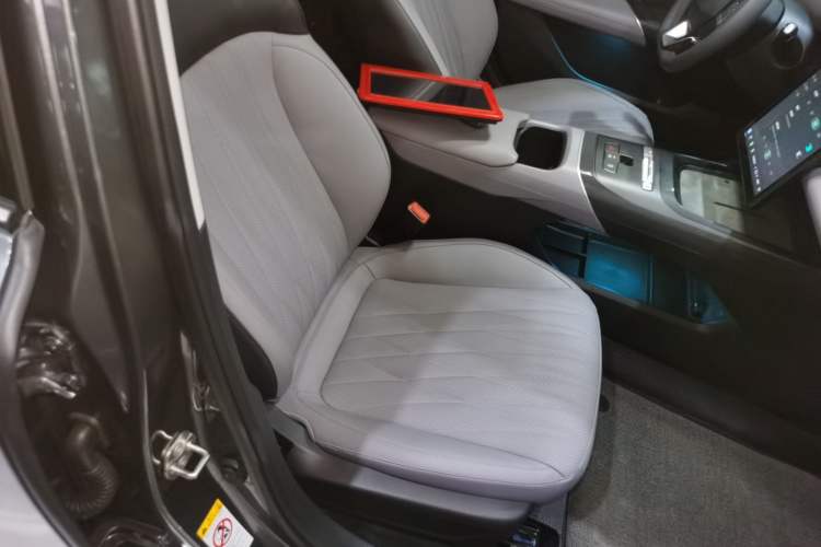 Used CHANGAN NEVO A05 2025 Truly Delicious Edition 145 Beyond-Grade Version Right Front Seat