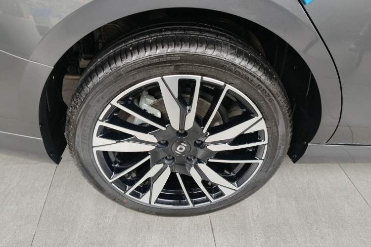 Used CHANGAN NEVO A05 2025 Truly Delicious Version 145 Excellence Edition Right Rear Wheel Hub