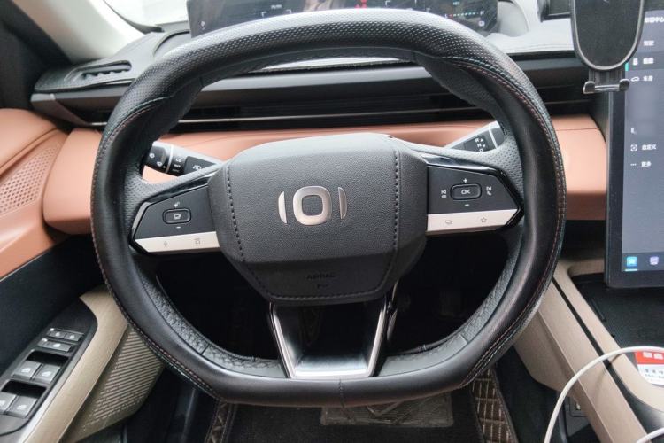 Used CHANGAN NEVO A05 2025 Truly Delicious Edition 145 Beyond-Grade Version Steering Wheel