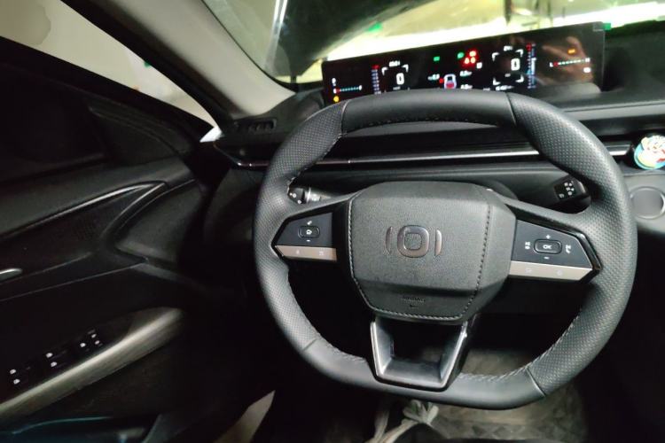 Used CHANGAN NEVO A05 2025 Truly Delicious Edition 145 Beyond-Grade Version Steering Wheel