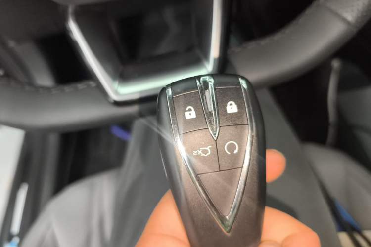 Used CHANGAN NEVO A05 2025 Truly Delicious Edition 145 Beyond-Grade Version Vehicle Key