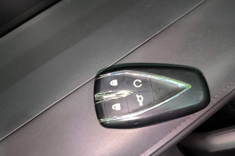 Used CHANGAN NEVO A05 2025 Truly Delicious Edition 70 – Beyond Excellence Vehicle Key