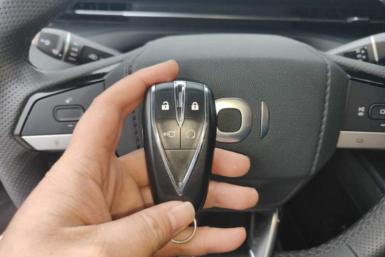 Used CHANGAN NEVO A05 2025 Truly Delicious Version 145 Leading Edition Vehicle Key