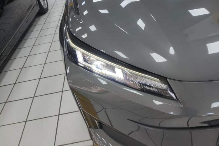 Used CHANGAN NEVO A05 2025 Truly Delicious Edition 70 – Beyond Excellence Right Front Headlight