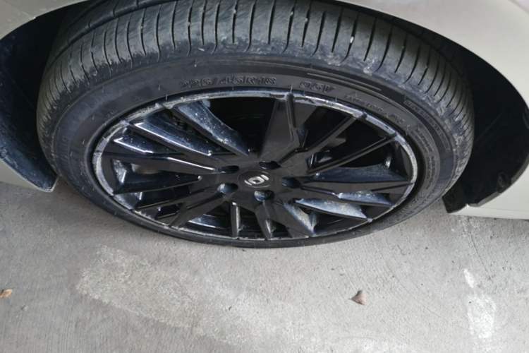 Used CHANGAN NEVO A05 2025 Truly Delicious Version 145 Excellence Edition Exterior 4