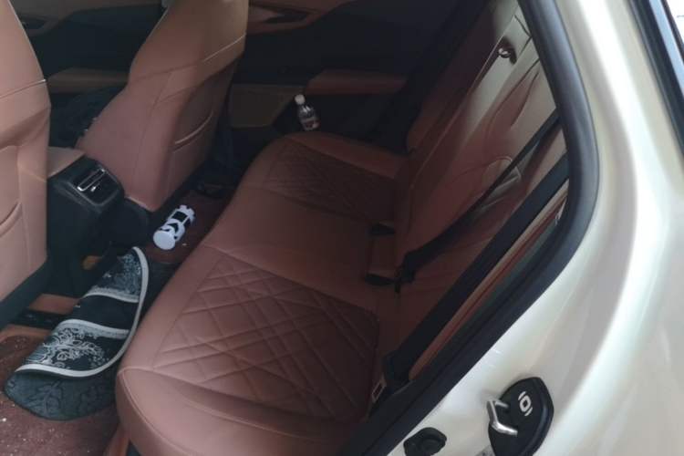 Used CHANGAN NEVO A05 2025 Truly Delicious Version 145 Excellence Edition Left Rear Seat