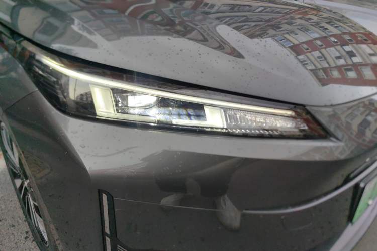Used CHANGAN NEVO A05 2025 Truly Delicious Edition 145 Beyond-Grade Version Right Front Headlight