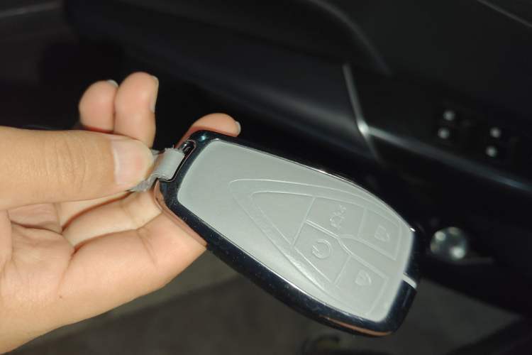 Used CHANGAN NEVO A05 2025 Truly Delicious Edition 70 – Beyond Excellence Vehicle Key