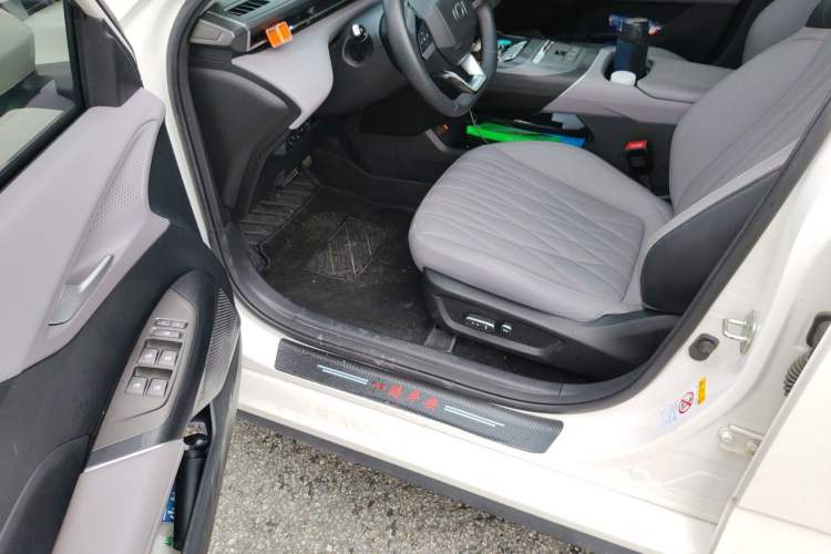 Used CHANGAN NEVO A05 2025 Truly Delicious Version 145 Excellence Edition Driver Seat