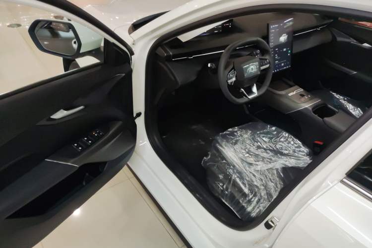 Used CHANGAN NEVO A05 2025 Truly Delicious Version 145 Excellence Edition Driver Seat