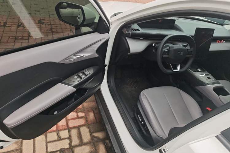 Used CHANGAN NEVO A05 2025 Truly Delicious Edition 70 – Beyond Excellence Driver Seat