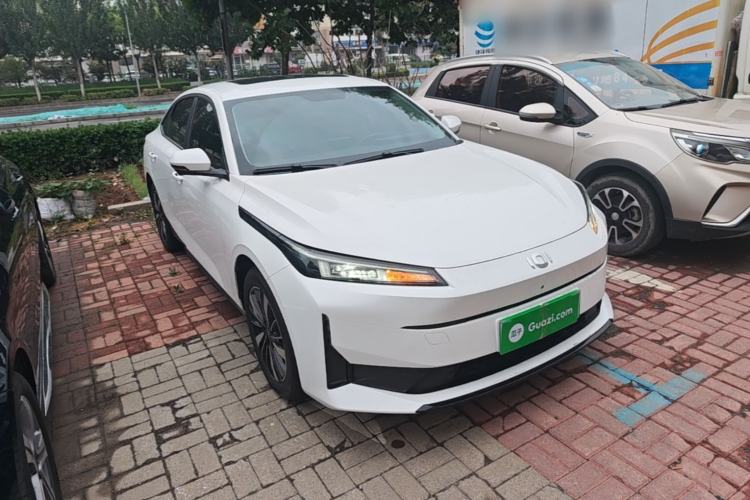 Used CHANGAN NEVO A05 2025 Truly Delicious Edition 70 – Beyond Excellence Front Right 45 Deg