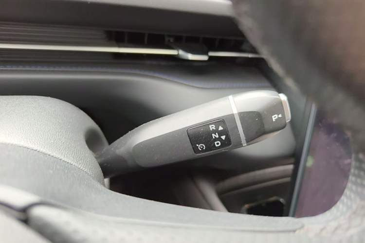 Used CHANGAN NEVO A05 2025 Truly Delicious Edition 145 Beyond-Grade Version Gear Lever