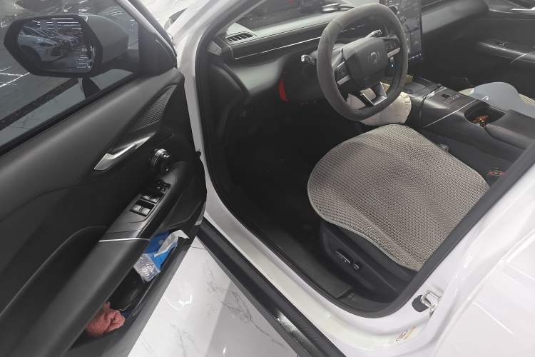 Used CHANGAN NEVO A05 2025 Truly Delicious Edition 70 – Beyond Excellence Interior 3